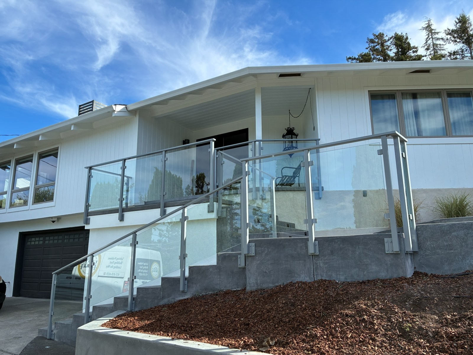 San Anselmo ViewLine glass railing by Bay Area Railings